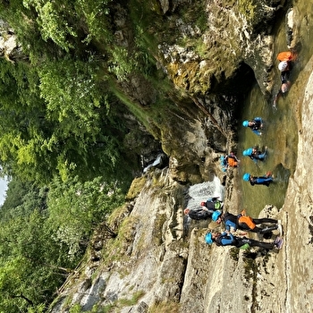 NOA GUIDES : Canyoning et Spéléologie - SAINT-CLAUDE