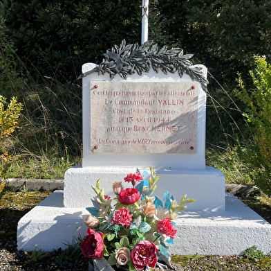 Stèle commandant Valin