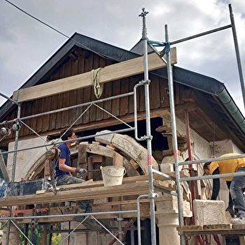 l'Atelier des Tailleurs de Pierre - LAC-DES-ROUGES-TRUITES