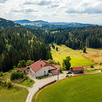 Refuge Sous La Joux - Gîte La Pourvoirie - LES MOUSSIERES